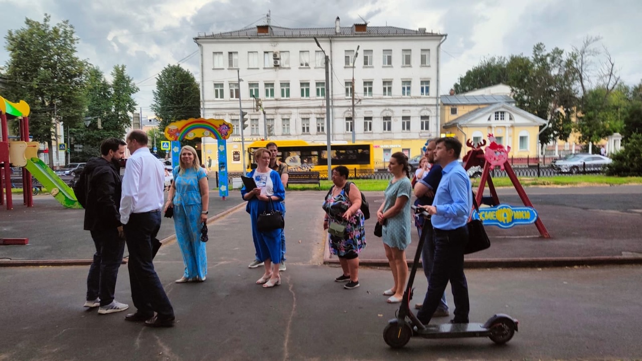 На Первомайском бульваре в Ярославле планируют демонтировать цветочные арки-сердца