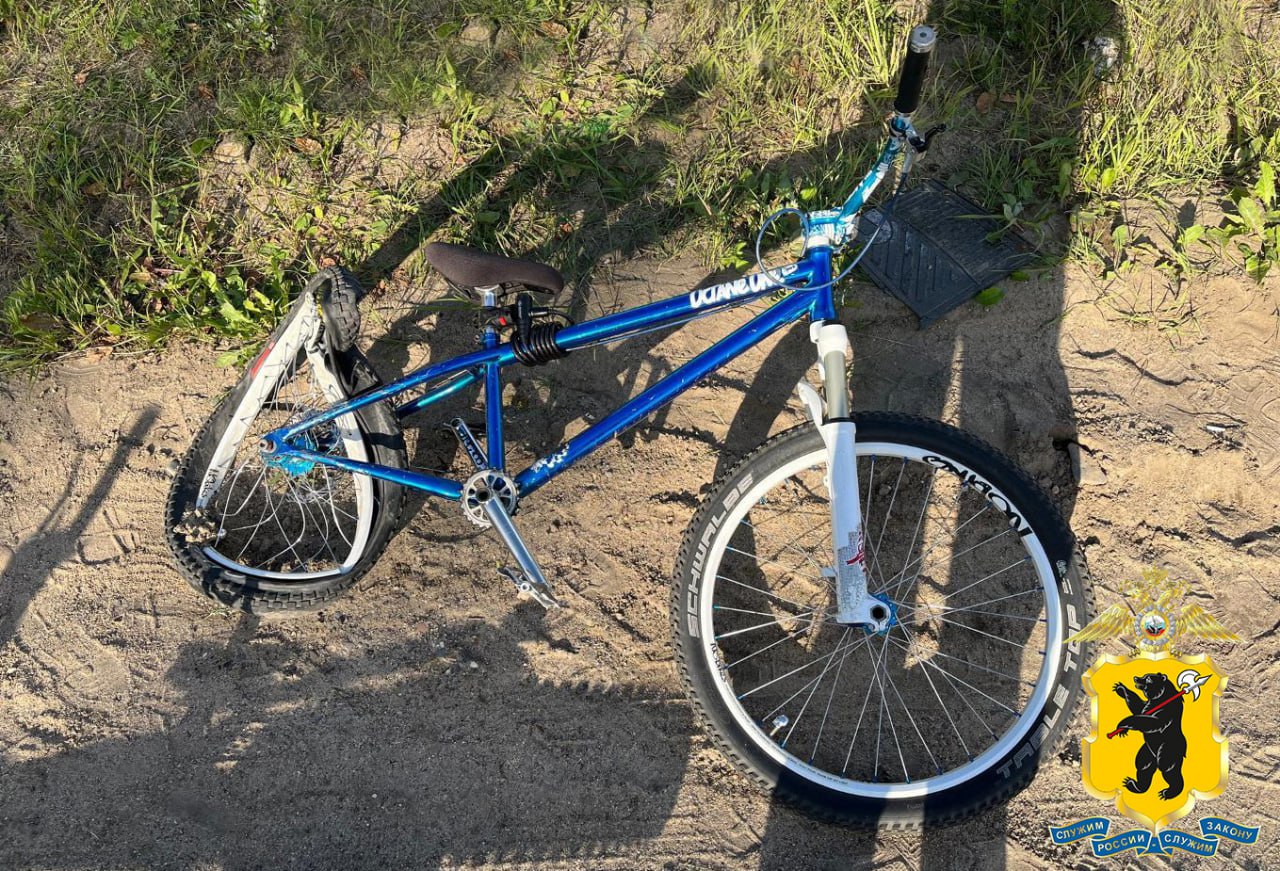 В Ярославской области при столкновении с «Рено» пострадал велосипедист