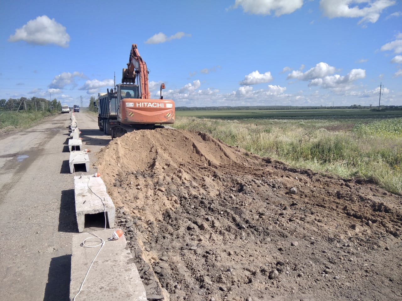 В Ярославской области начался ремонт сельской дороги от Семибратово до  Вахрушево и Ново-Никольского | 27.07.2023 | Ярославль - БезФормата