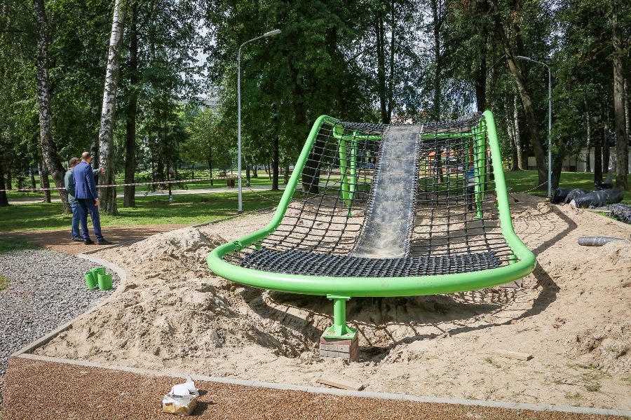 В Волжском парке Рыбинска сделали «Тропу приключений»