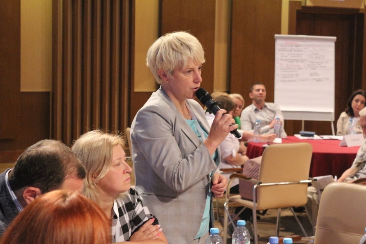 На Гражданском форуме в Ярославле обсудили вопросы помощи вернувшимся бойцам СВО