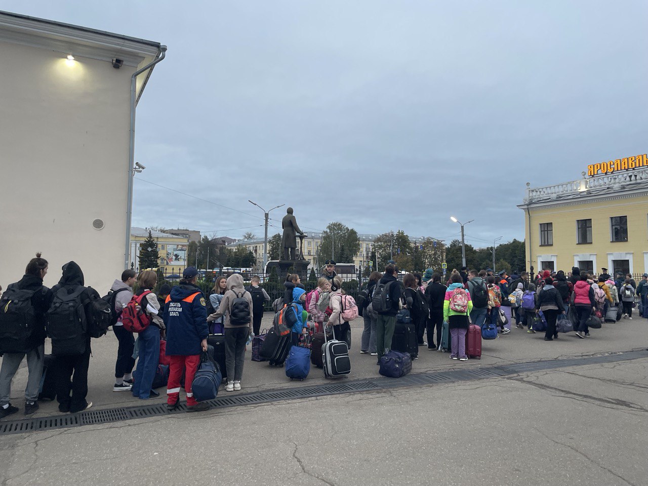Дети из Луганска прибыли на отдых в Ярославскую область
