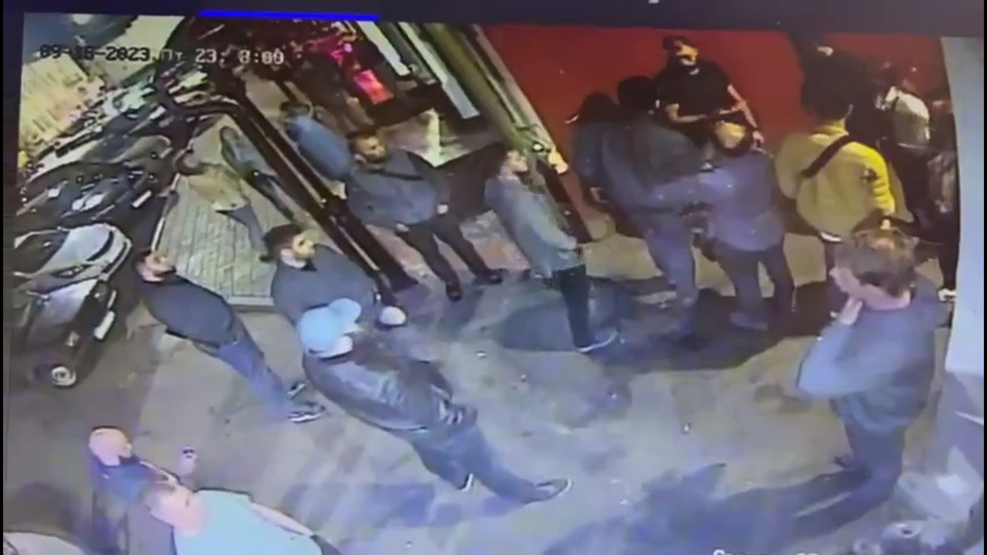 У бара в центре Ярославля избили охранника: возбуждено уголовное дело