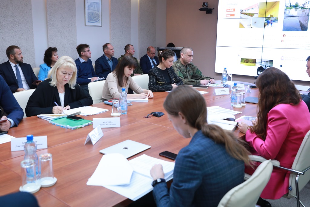 Михаил Евраев представил новых руководителей региональных органов власти