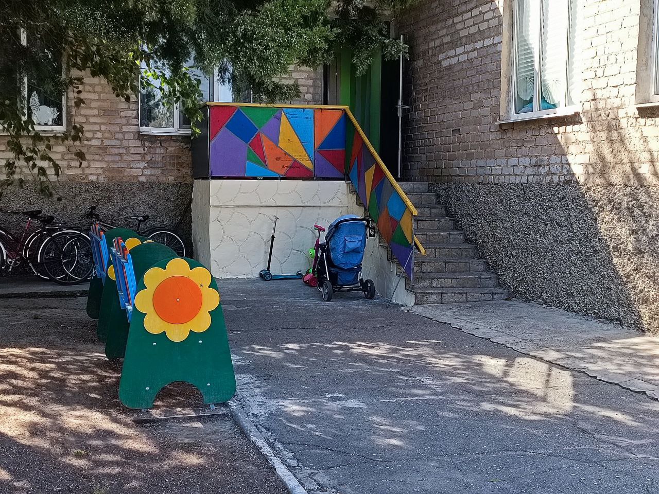 Ярославские специалисты помогли восстановить 7 соцобъектов в Акимовском районе