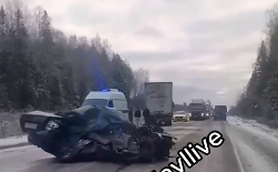 В тройном ДТП с грузовиками в Ярославской области погибла водитель «Лады»