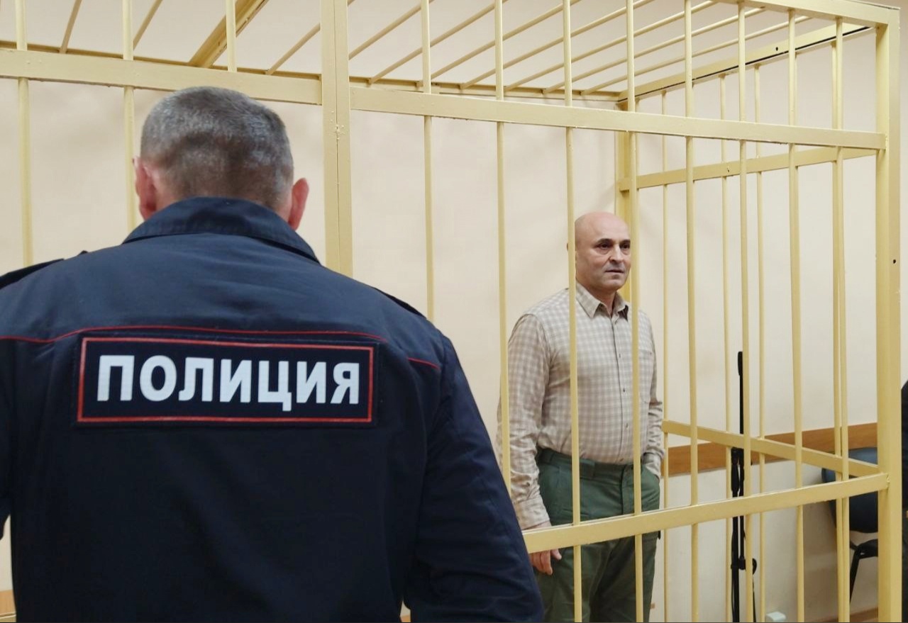 Суд в Ярославле приговорил экс-чиновника к 10 годам колонии за крупную взятку