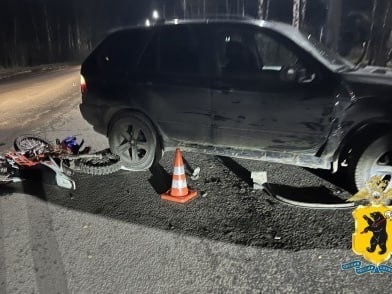 15-летний мотоциклист пострадал в результате столкновения с BMW в Ярославле