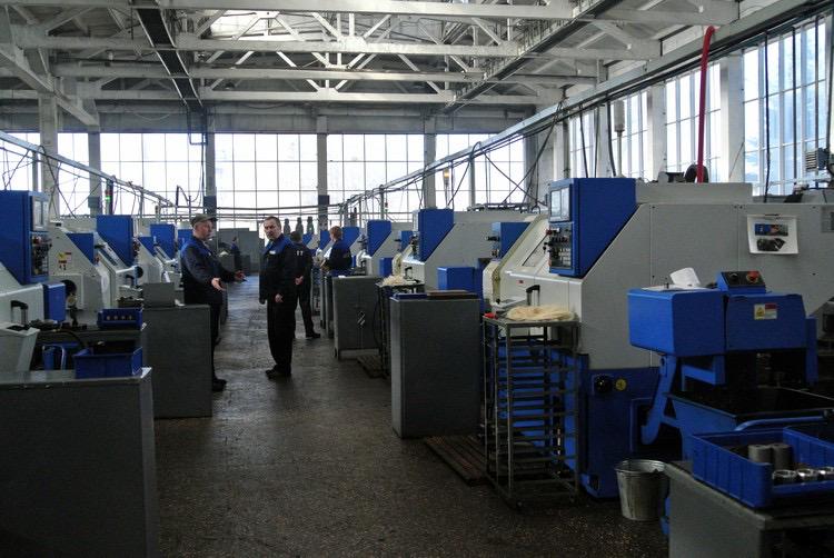 Завод «Агат» увеличил производительность труда на 10% благодаря нацпроекту