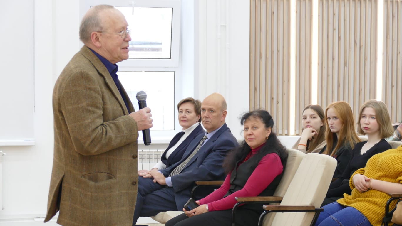 Ярославские педагоги обсудили с Юрием Вяземским обучение одаренных школьников
