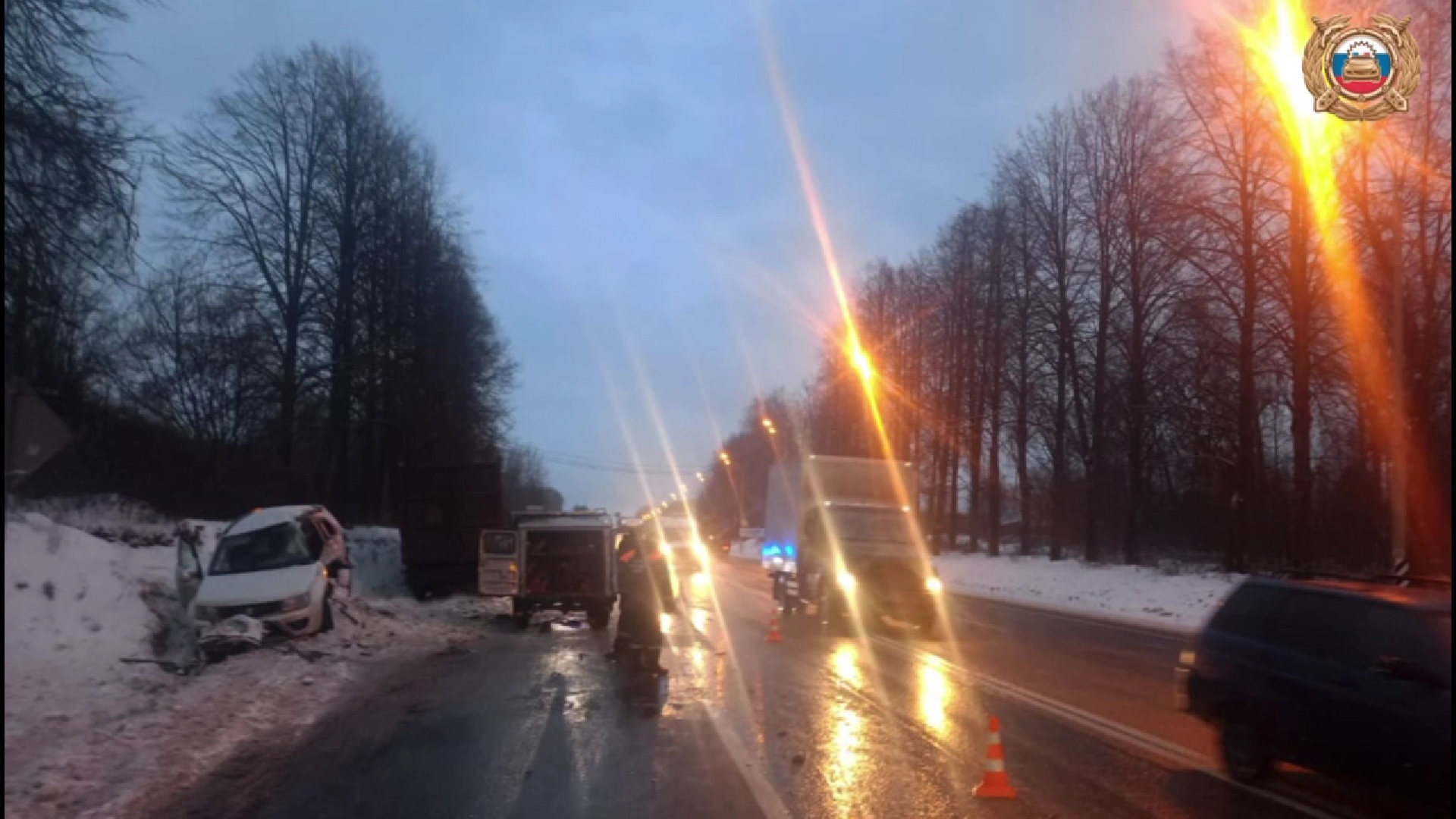 В Ярославской области водитель легковушки погиб после столкновения с фурой