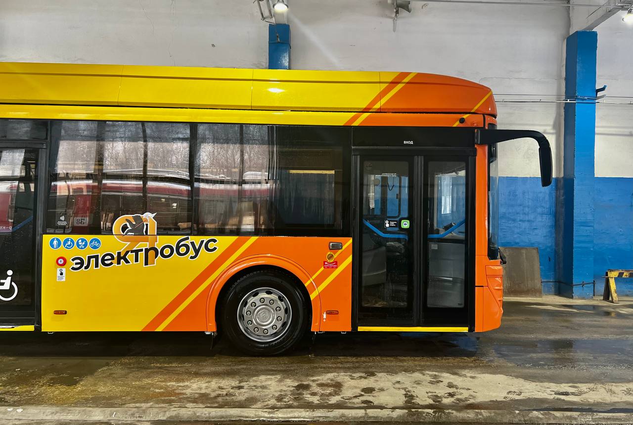 В Ярославль прибыл первый электробус
