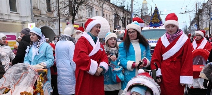 В Рыбинске мам и пап с колясками приглашают присоединиться к шествию Дедов Морозов