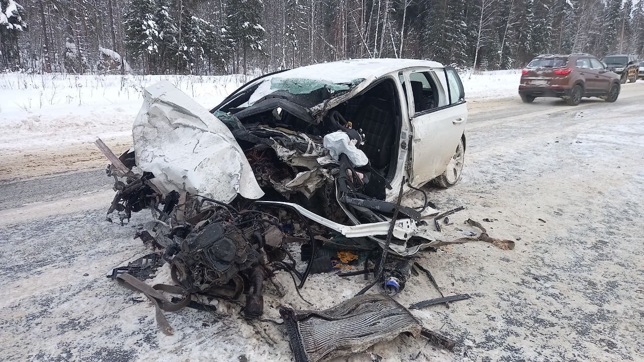 В Ярославской области при столкновении двух авто погиб человек, четверо  пострадали- Яррег - новости Ярославской области