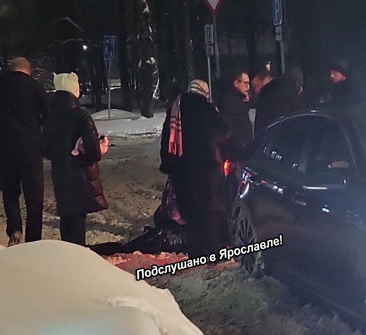 В Ярославле водитель иномарки сбил 23-летнюю девушку