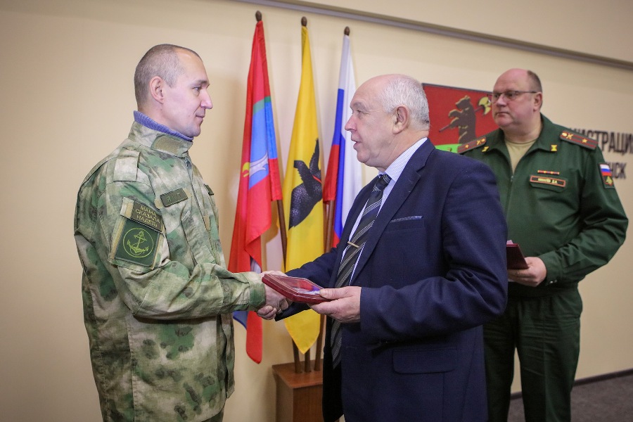 Рыбинскому участнику СВО вручили медаль «За отвагу»