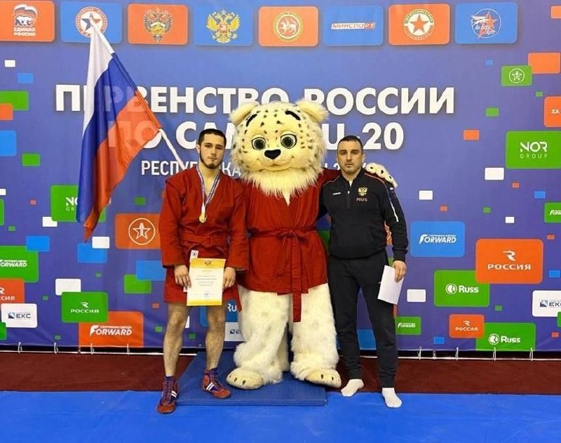 Спортсмен из Ярославской области завоевал золото на первенстве России по самбо