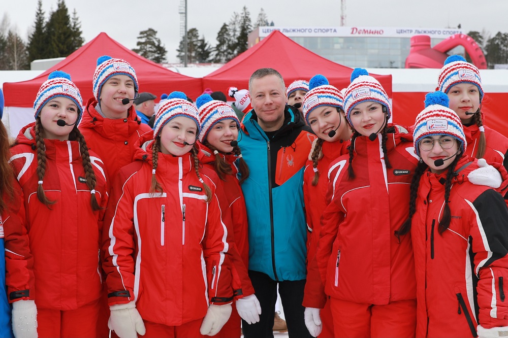 Губернатор Михаил Евраев дал старт Деминскому лыжному марафону