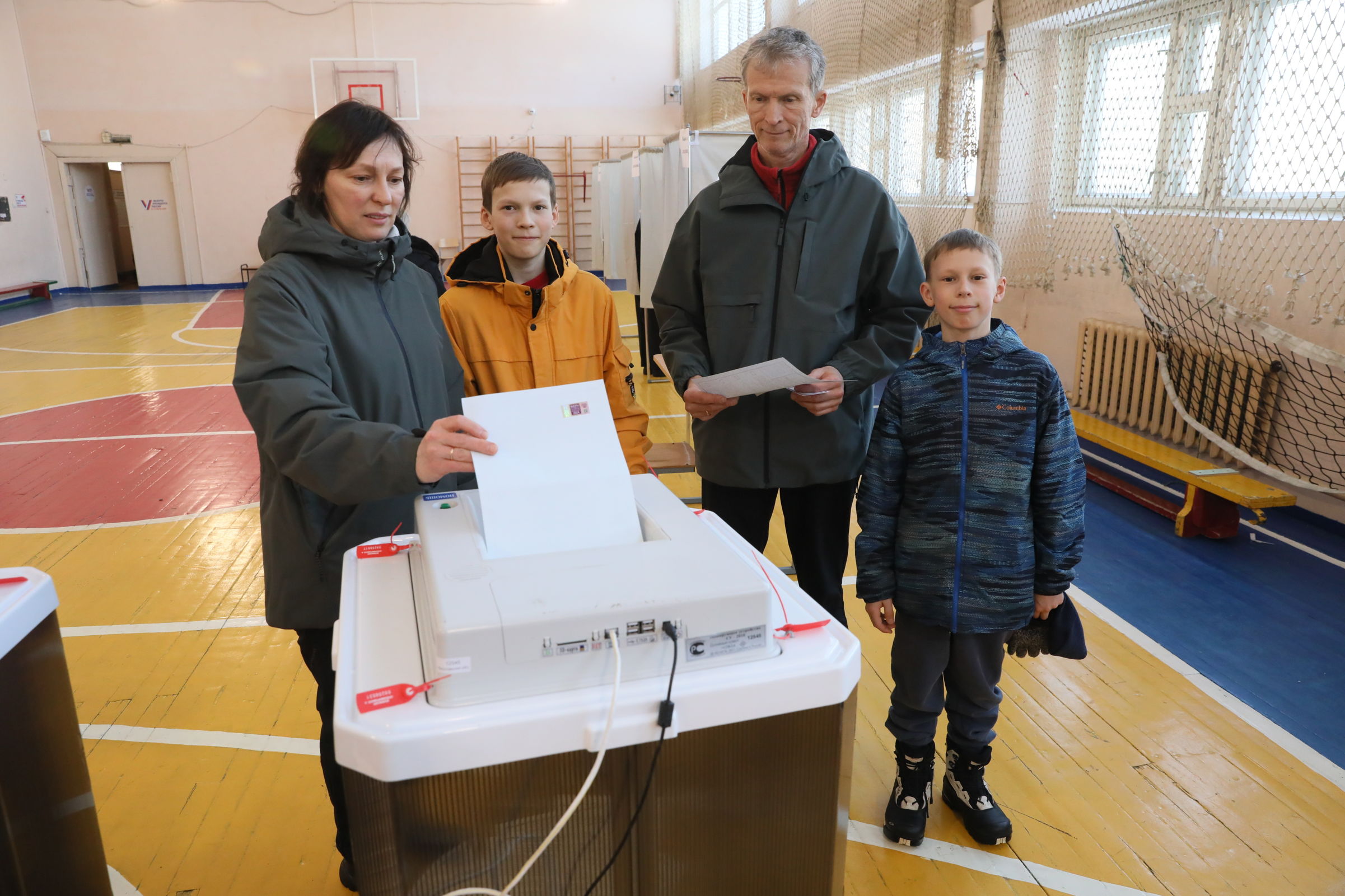 Более половины избирателей Ярославской области уже проголосовали на выборах Президента России