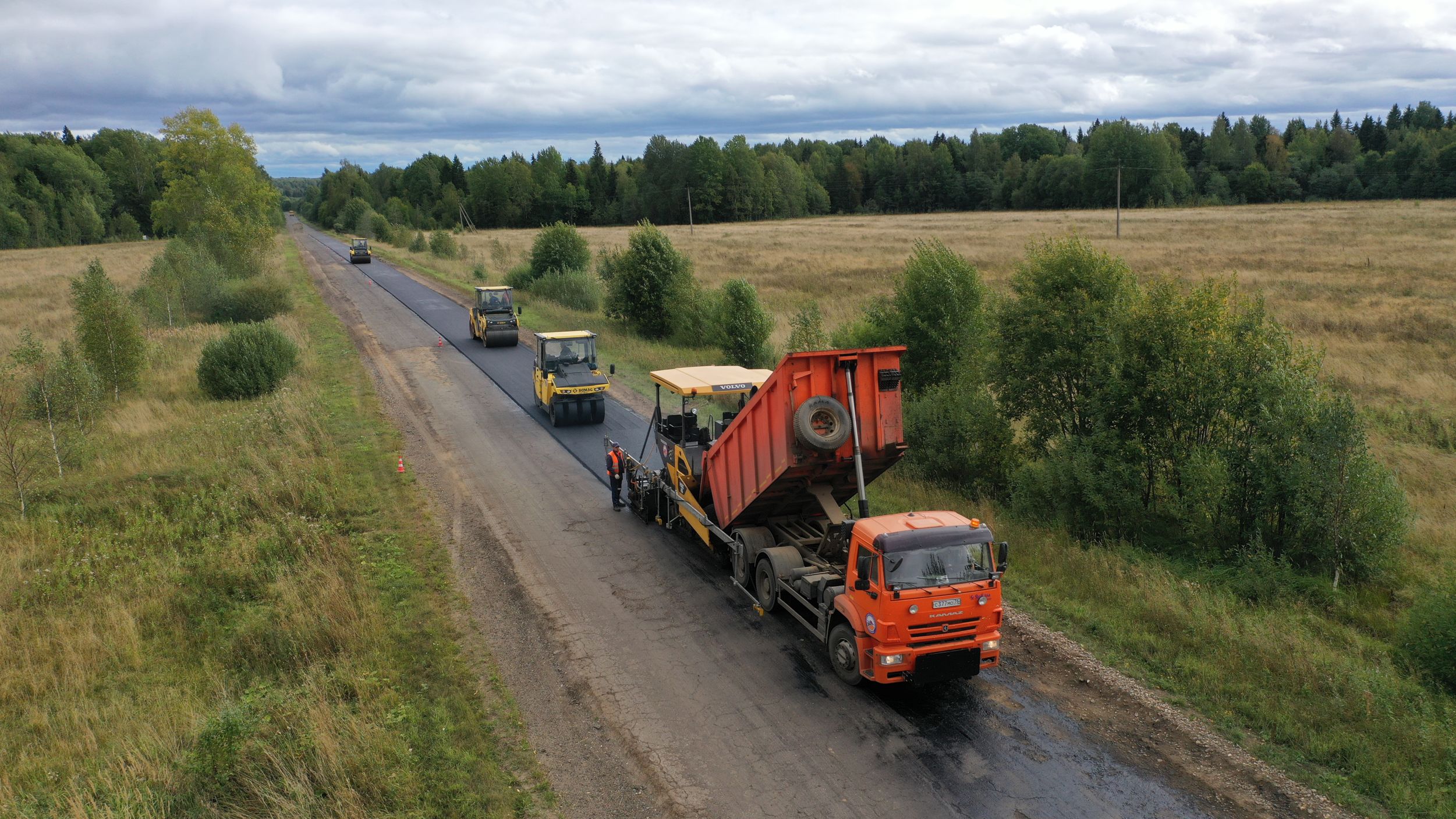 Более 70 километров дорог в Ярославской области отремонтируют большими картами