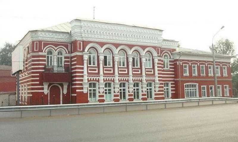 В Ярославле собираются продать здание бывшей поликлиники на Московском проспекте