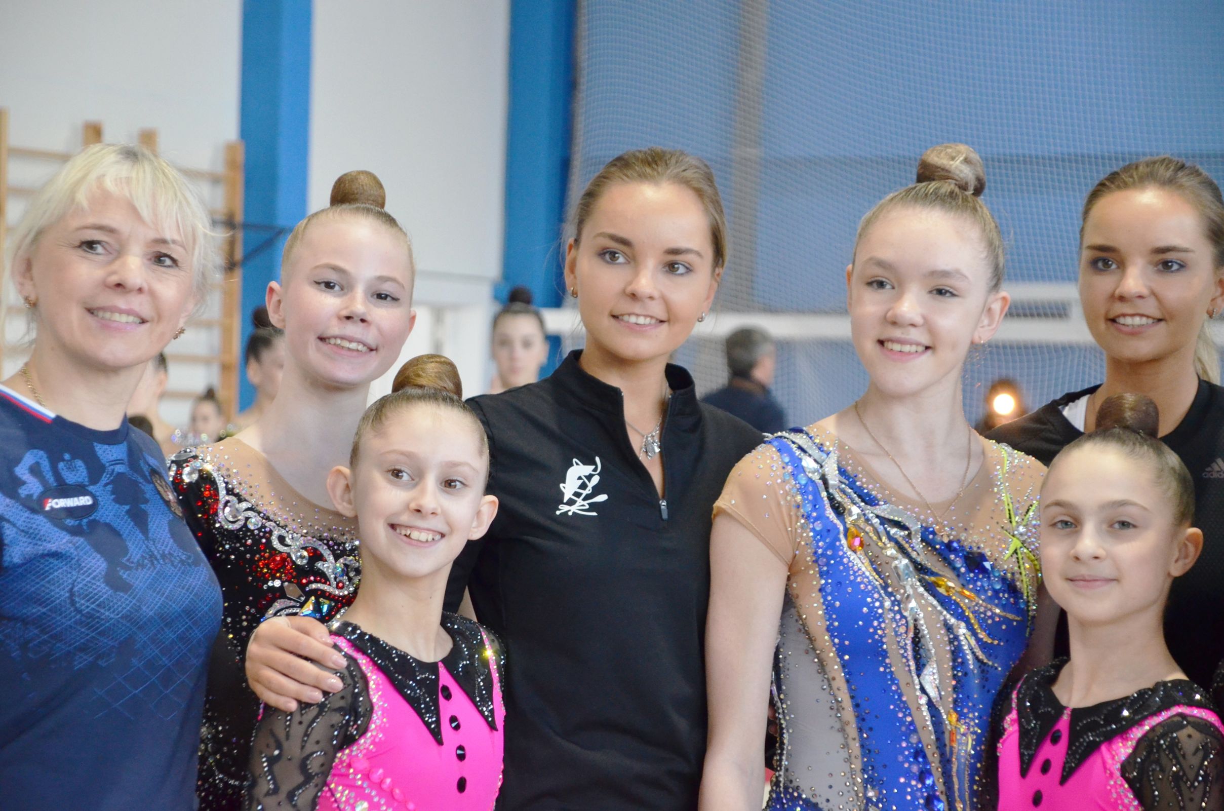 Сестры Аверины провели мастер-класс для ярославских гимнасток