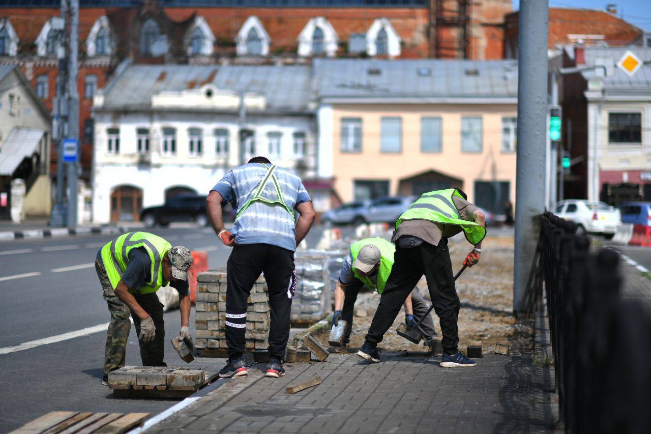 В Ярославле подрядчик приступил к ремонту Богоявленской площади