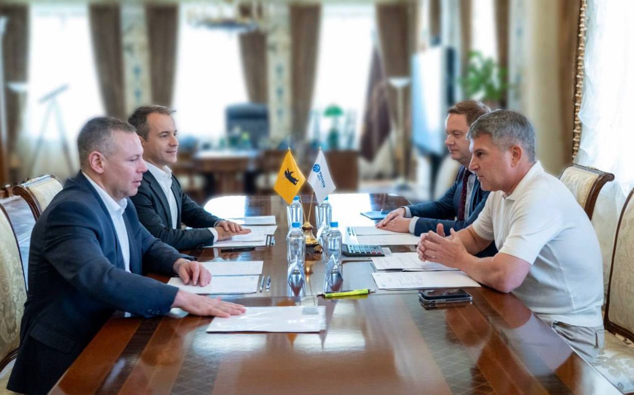 Михаил Евраев и Игорь Маковский обсудили развитие электросетевого комплекса в регионе