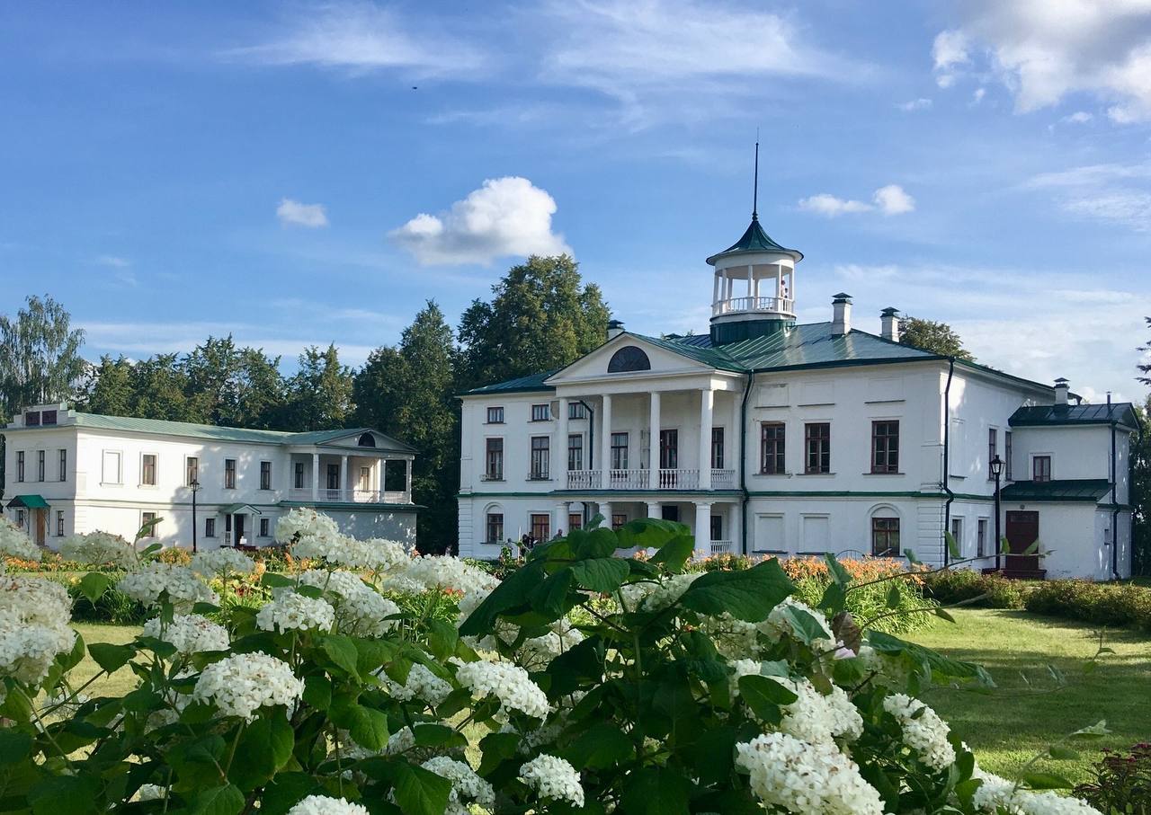 В Ярославской области в выходные запланированы спектакль и книжный фестиваль