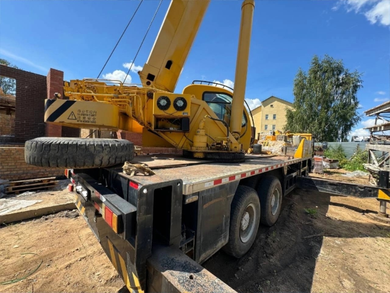 В Ярославле приставы арестовали технику дорожной компании за долг перед заказчиком