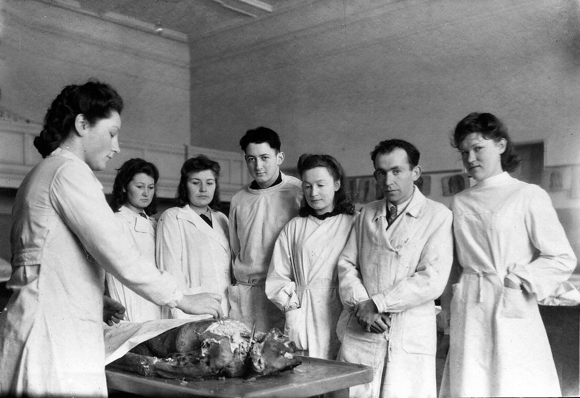 От студенческой скамьи до фронтовых госпиталей: медицинскому университету исполняется 80 лет