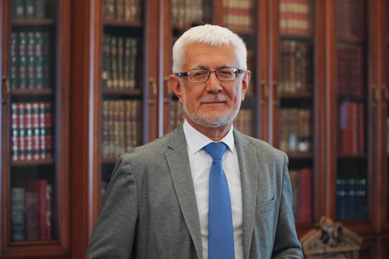 Мошенники сгенерировали голос ректора ярославского вуза и отправили сообщения