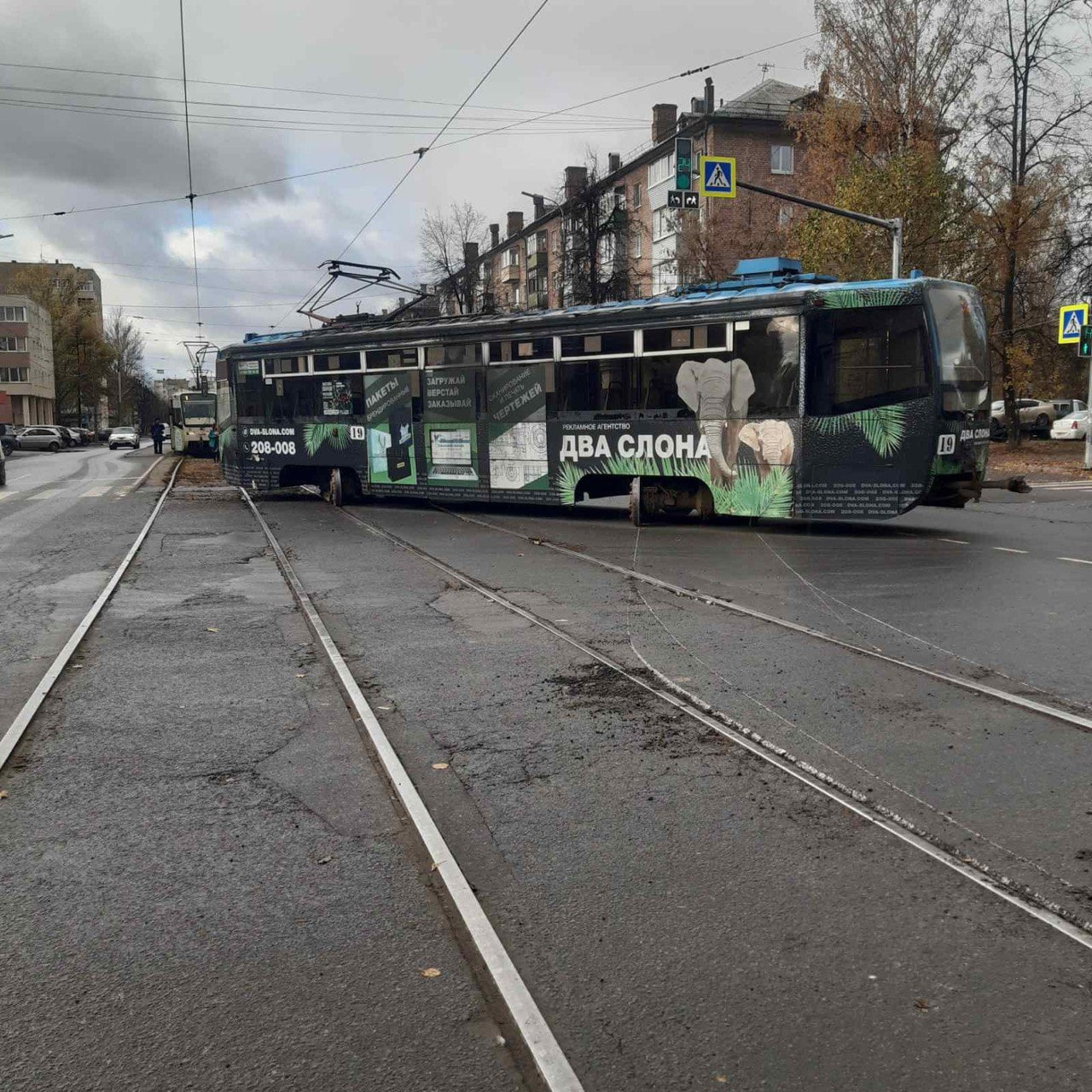 В Ярославле восстановили движение после схода трамвая с рельсов