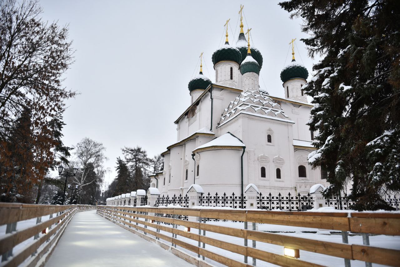 Ярославцам рассказали, как попасть на каток на Советской площади