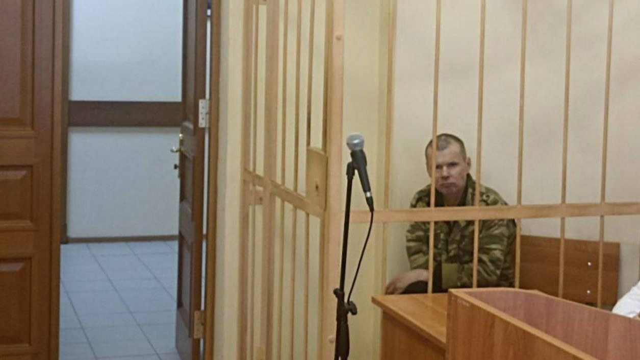 Бил ножом в спину, лицо и грудь: 51-летнего ярославца признали виновным в убийстве