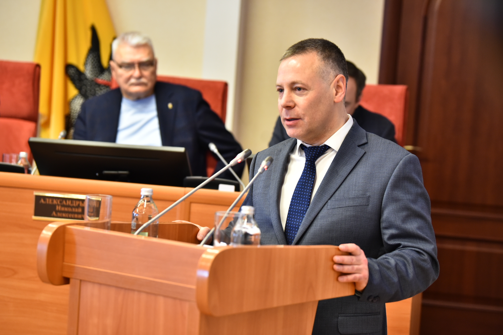 Михаил Евраев представил депутатам Ярославской областной Думы отчет о деятельности правительства региона