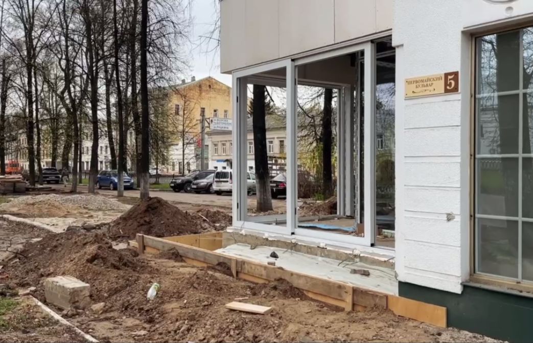 Власти Ярославля требуют остановить строительство на Первомайском бульваре