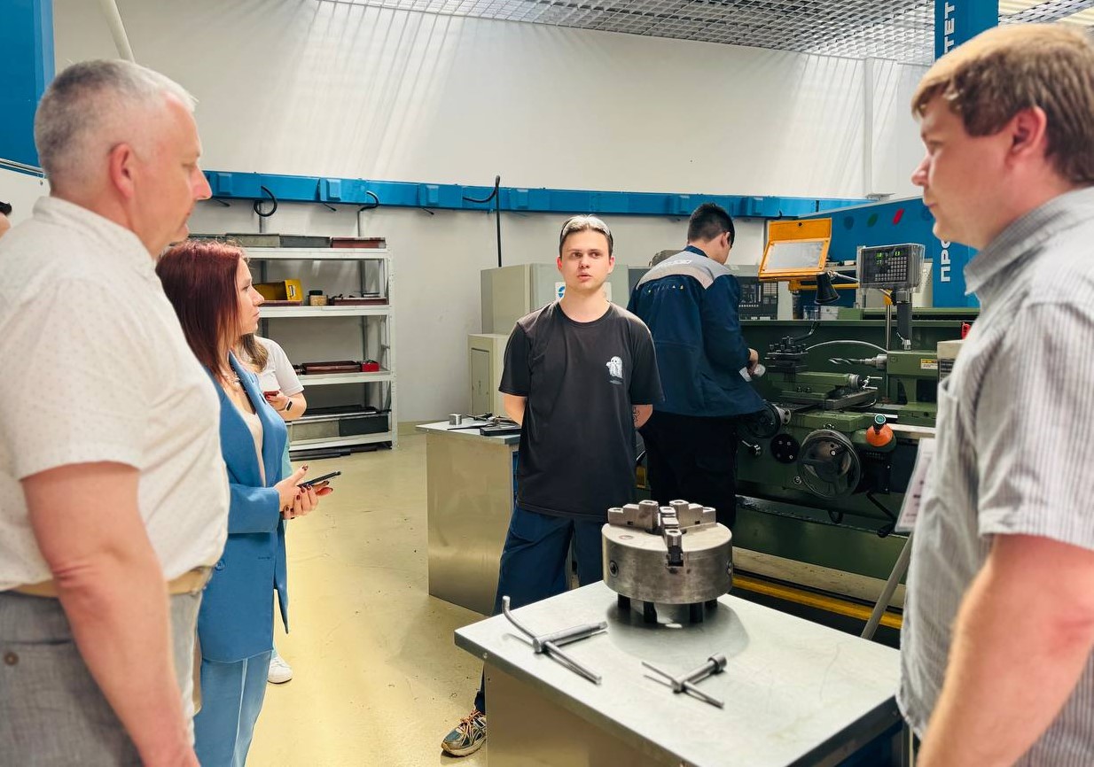 Ярославцы делятся опытом по созданию учебно-производственных комплексов