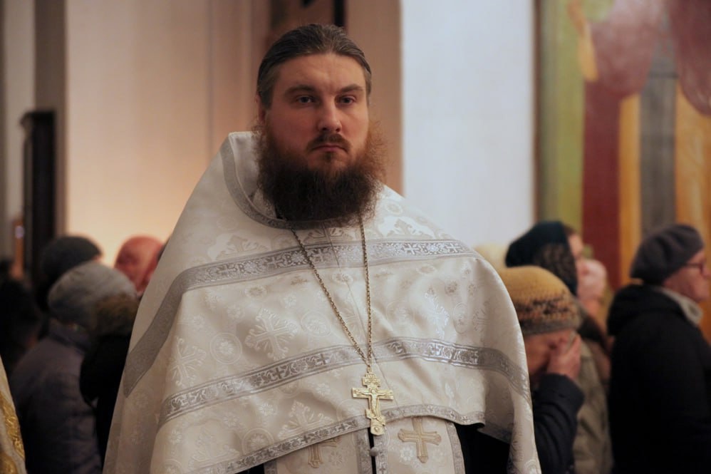 Священник погиб в ДТП на встречной полосе в Ярославской области