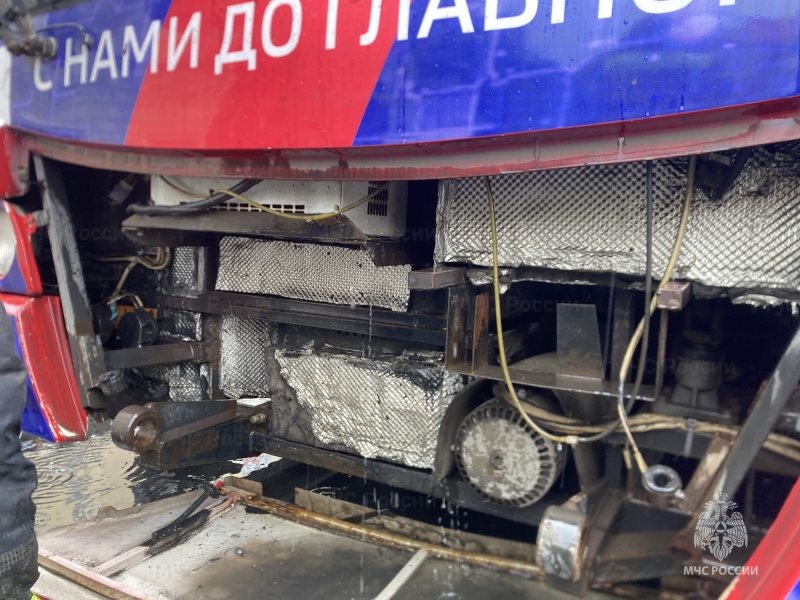 В центре Ярославля сгорел троллейбус