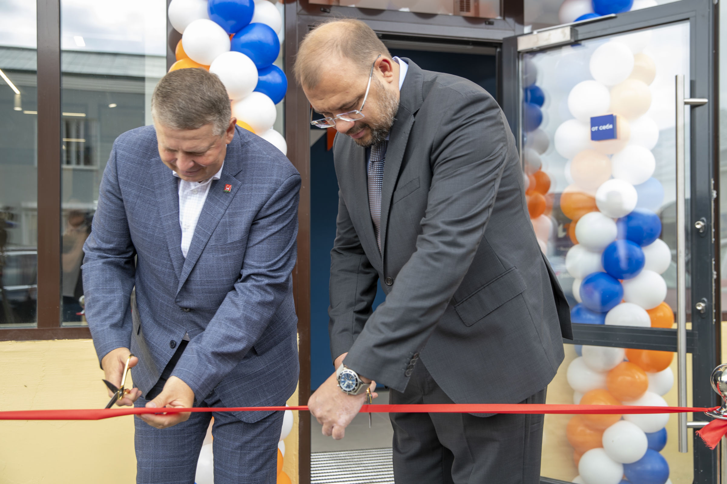 Офисы ПСБ нового формата торжественно открыли в Переславле-Залесском и Ростове Великом