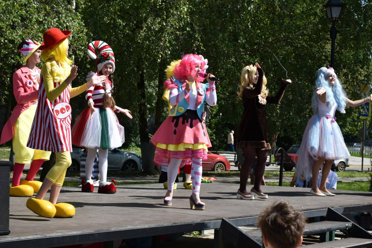 Зрелищные мероприятия проходят в День города в Переславле-Залесском