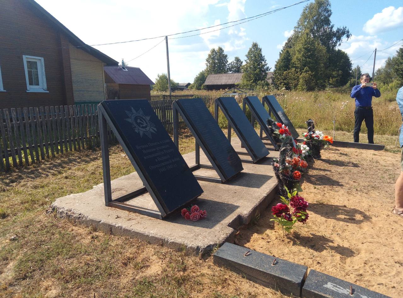 «Губернаторский контроль» проверил объекты благоустройства в Любиме