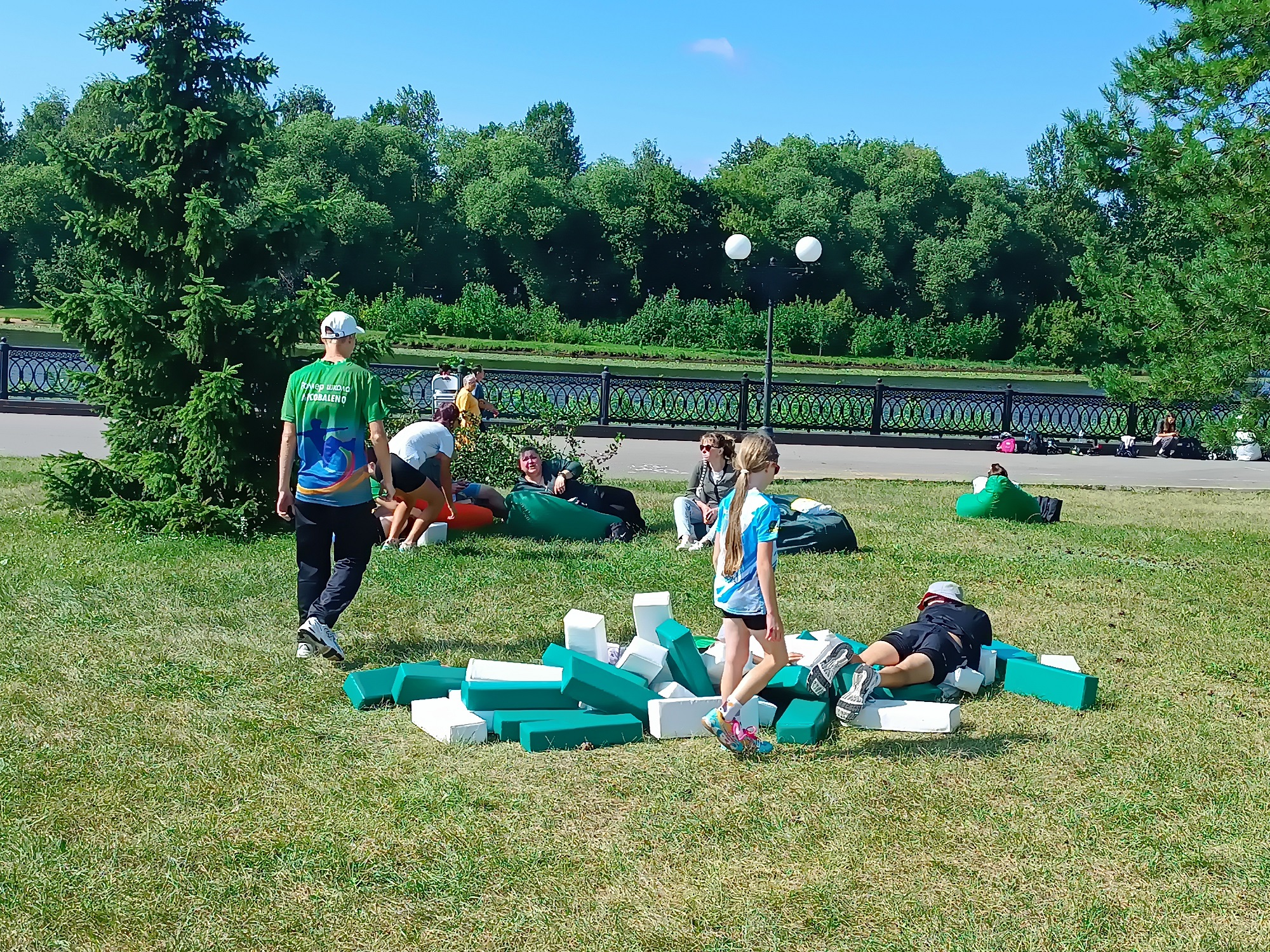 Сбер организовал семейную площадку на Дне физкультурника в Ярославле