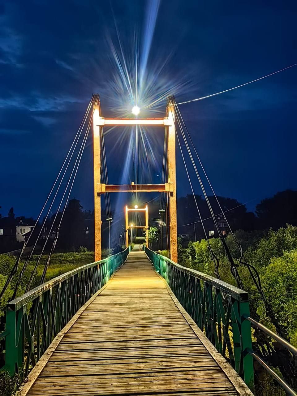 Архитектурная подсветка украсила два здания и мост в Ярославской области
