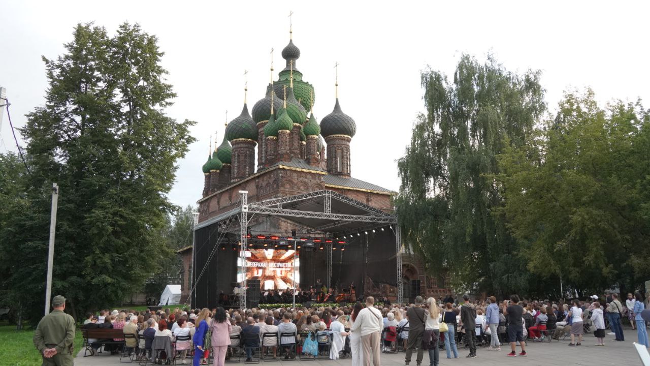 Фестиваль «Преображение» впервые прошел у храма Иоанна Предтечи в Ярославле