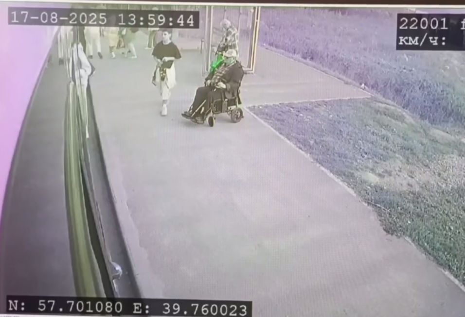 В Ярославле министр объяснил, почему водитель автобуса не помог инвалиду