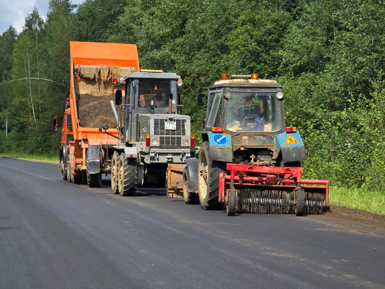 ​Более 60 километров областных дорог отремонтировано «большими картами»