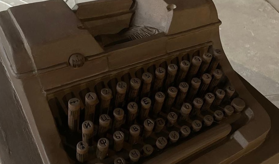 В Рыбинске установят памятник печатной машинке