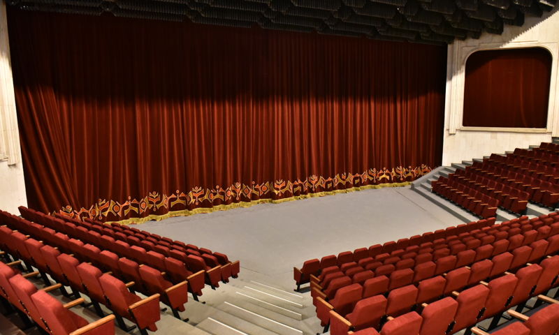 Творческий сезон откроется 17 октября в Ярославском ТЮЗе после ремонта